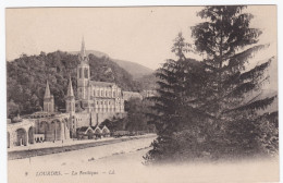 Lourdes - La Basilique - Lourdes
