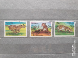 1995	Tanzania	Cats  (F97) - Tanzania (1964-...)