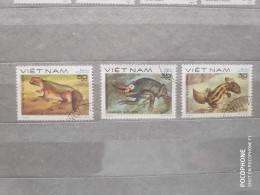 1983	Vietnam	Dinosaurs  (F97) - Viêt-Nam