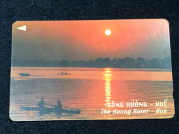 Card Phonekad Vietnam(THE HUONG RIVER AT HUE 300 000dong-1994)-1pcs - Vietnam