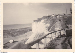 SEINE MARITIME MESNIL VAL VUE DEPUIS LA FALAISE TUB CITROEN 1956 (AU DOS) - Lieux