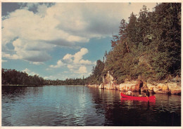 CANOEING THE NORTHWOODS - Exploring The Beautiful Lakes And Rivers Of The Scenic Northwoods. - Autres & Non Classés