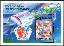 St Vincent 1172 Sheet, MNH. Cooperation In Space, 1989. Apollo-Soyuz Mission. - St.Vincent (1979-...)