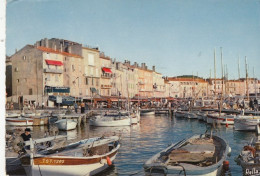 Saint-Tropez (Var), Le Port, Quai Jean-Jaurès, Vue De La Jetée Gl1974? #G4899 - Other & Unclassified