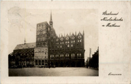 Stralsund - Nicolaikirche Und Rathaus - Stralsund