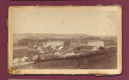 120524A - PHOTO CDV CAZAUX CASTEIX Auch - Vue Générale Caserne - Militaria - Plaatsen