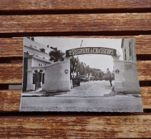 SEDAN 12 EME REGIMENT DE CHASSEURS L ENTREE QUARTIER FABERT - Sedan