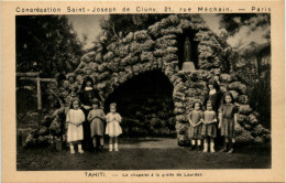 Tahiti - Le Chapelet A La Grotte De Lourdes - Tahiti