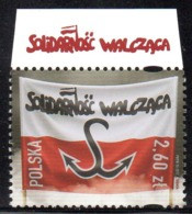 POLAND 2017 SOLIDARNOSC WALCZACA FIGHTING SOLIDARITY WITH VERY ATTRACTIVE TOP MARGIN RED WRITING NHM Fi 4765 - Vignettes Solidarnosc