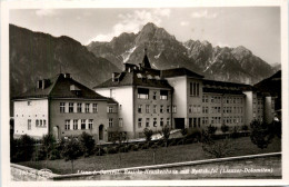 Lienz, Bezirkskrankenhaus Mit Spitzkofel - Lienz