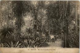 Saigon - Un Coin Du Jardin De La Ville - Viêt-Nam