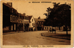 CPA Ploermel Place Lamennais (1279849) - Ploërmel