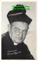 R419964 Pastor. Barry Fitzgerald. Postcard. 1947 - World
