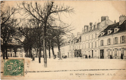 CPA Meaux Place Henri IV (1390897) - Meaux