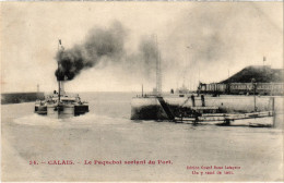 CPA Calais Le Paquebot Sortant Du Port Ships (1279981) - Calais