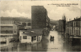 CPA Issy-les-Moulineaux Rue Jules-Gévelot Inondations (1391222) - Issy Les Moulineaux