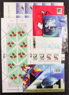 BOOKLETS & MINIATURE SHEETS 1988 - 2008 Collection Of Never Hinged Mint M/sheets Incl FINLANDIA 95, Also Booklets (60+ I - Other & Unclassified