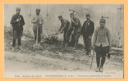 0129 NEUFMONTIERS (S-et-Marne) Prisonniers Allemands Au Travail - Deutsche Kriegsgefangene In Der Arbeit  1915 Guerre 14 - Other & Unclassified