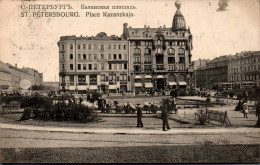 N°2621 W -cpa St Petersbourg -place Kazanskaha- - Russland