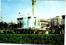 Casablanca La Place Des Nations Unies ( Jet D'eau , Tour Avec Horloge , Timbrée En 1975 - Casablanca