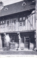 89 - Yonne -  JOIGNY - Maison Ancienne Dite Maison Des Vicaires - Joigny