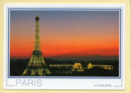 Coucher De Soleil : Crépuscule Sur La Tour Eiffel Et Le Palais De Chaillot / Paris (voir Scan Recto/verso) - Controluce