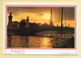 Coucher De Soleil : Crépuscule Sur La Seine Et La Tour Eiffel / Paris (voir Scan Recto/verso) - Hold To Light