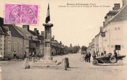 Bruère Allichamps * Colonne Du Centre De La France Et Route De Bourges * Automobile Voiture Ancienne * Hôtel - Other & Unclassified