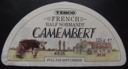 Etiquette Demi Camembert - TESCO - Fromagerie Anonyme Normandie Export - Royaume-Uni  A Voir ! - Käse