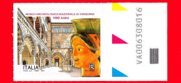 Nuovo - MNH - ITALIA - 2024 - 100 Anni Museo Archeologico Nazionale Di Tarquinia - B - Alfanumerico - 2021-...: Nieuw/plakker