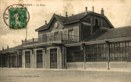 VERDUN  LA GARE - Verdun