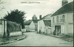 77 - B1234CPA - SAINTS - Rue De La Poste (Café-restaurant DROIT-LEMAIRE) - Parfait état - SEINE-ET-MARNE - Sonstige & Ohne Zuordnung