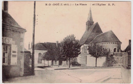 37 - B34007CPA - NOTRE DAME D'OE - Place Et Eglise - Très Bon état - INDRE-ET-LOIRE - Andere & Zonder Classificatie