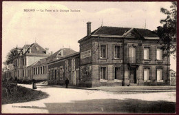 33 - B28194CPA - BERSON - La Poste Et Le Groupe Scolaire - Très Bon état - GIRONDE - Sonstige & Ohne Zuordnung