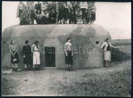 1939 Kassa, Cseh Erődítmény, Bunker, Hátoldalon Feliratozott Fotó, 6,5×8,5 Cm - Sonstige & Ohne Zuordnung