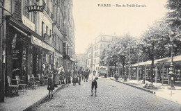 CPA. [75] > PARIS > RUE DU PRES St GERVAIS - Belle Animation - TBE - Arrondissement: 19