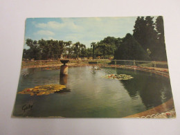 CP CARTE POSTALE CHARENTE MARITIME ROCHEFORT JARDINS De La PREFECTURE MARITIME   - Rochefort