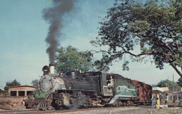 ZUG Schienenverkehr Eisenbahnen Vintage Ansichtskarte Postkarte CPSMF #PAA483.DE - Treinen