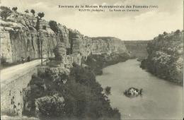 CPA Des Environs De La Staton Hydrominérale Des Fumades - Ruoms - La Route En Corniche. - Ruoms