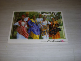 CP CARTE POSTALE MARTINIQUE COSTUMES TRADITIONNELS - ECRITE - Andere & Zonder Classificatie