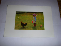 CP CARTE POSTALE RENCONTRE PETITE FILLE Et POULE - ECRITE - Szenen & Landschaften