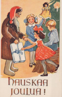PÈRE NOËL NOËL Fêtes Voeux Vintage Carte Postale CPSMPF #PAJ466.FR - Santa Claus