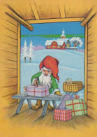 SANTA CLAUS CHRISTMAS Holidays Vintage Postcard CPSM #PAK445.GB - Santa Claus