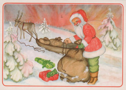 PÈRE NOËL Bonne Année Noël CERF Vintage Carte Postale CPSM #PBB189.FR - Santa Claus