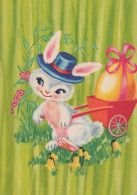 PASQUA CONIGLIO UOVO Vintage Cartolina CPSM #PBO424.IT - Easter