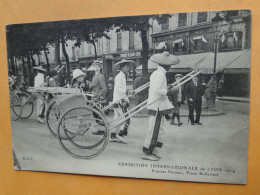 LYON - Exposition Internationale De 1914 - Les Pousses-Pousses Place Bellecourt - BELLE ANIMATION - Expositions