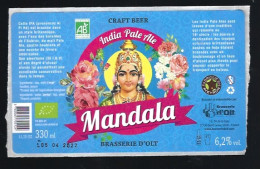 étiquette Bière France: Biere India Pale Ale Mandala  6,2% 33 Cl Brasserie D'Olt St Geniez D'olt Aveyron 12 "femme" - Birra