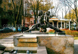 72714929 Odessa Ukraine Skulptur Petja Und Garwrik  Odessa - Ukraine