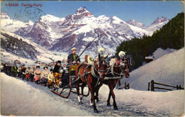 T2/T3 1913 Tailing Party, People On Sleds, Winter Sport (small Tear) - Non Classés