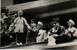 ** T3/T4 1946 Moscow, Stalin And Molotov Receiving Flowers At The All-Union Parade Of Athletes In The Dynamo Stadium. Ph - Non Classés